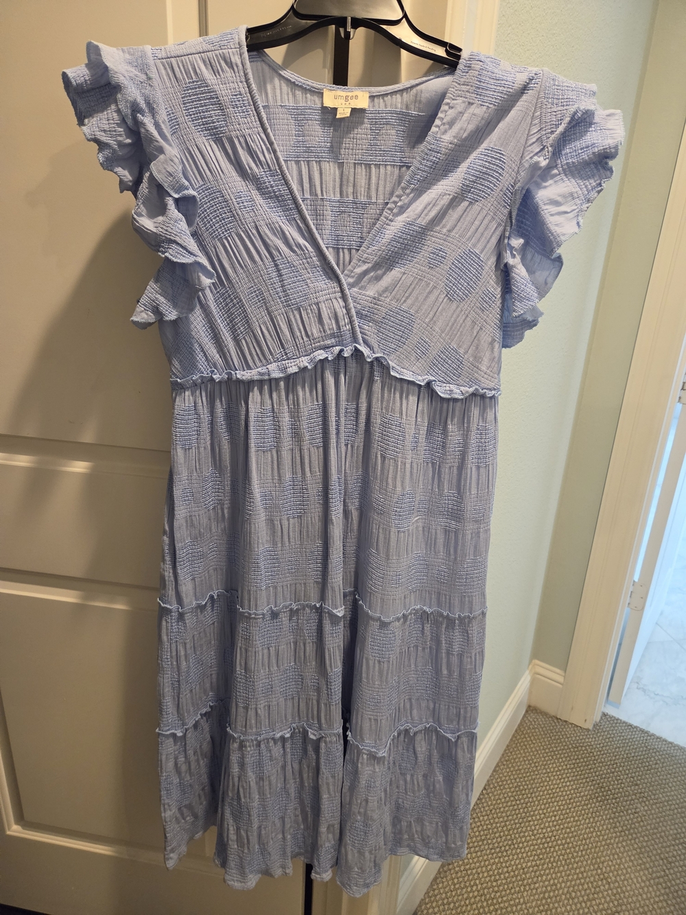 Umgee Light Blue Textured Midi Dress with Ruffle Sleeves Sz Large